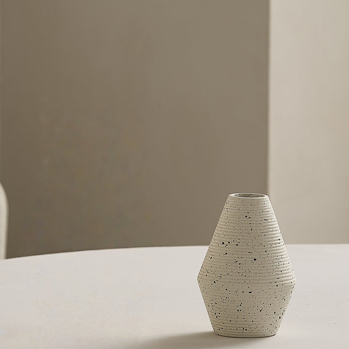 Elegant and Artistic Ceramic Vase Stornfield