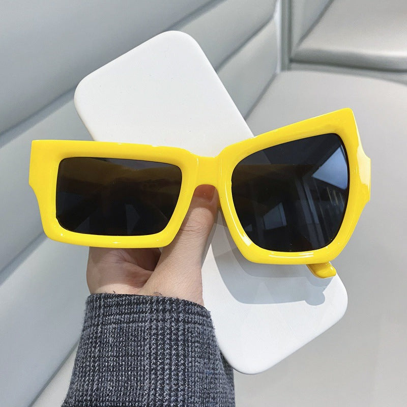 Sleek Oversized Square Sunglasses Stornfield