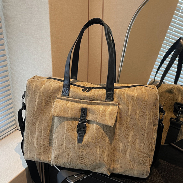 Board and travel bag with adjustable shoulder strap Stornfield