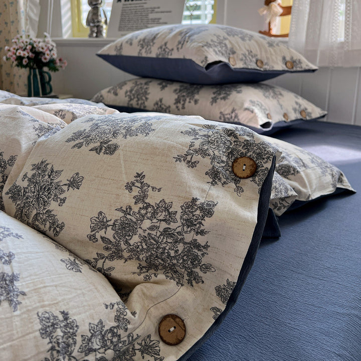 Floral Patterned Premium Bedspread