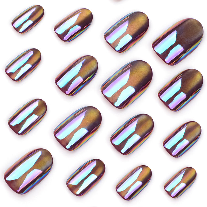 Shiny nail art with holographic effect Stornfield
