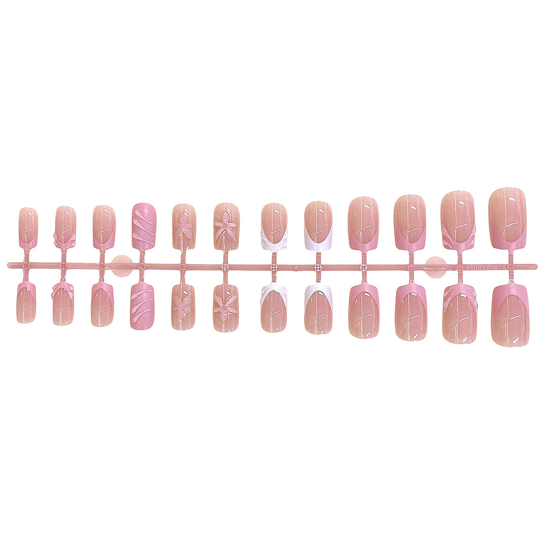 Elegant Floral Design Press-On Nail Set Stornfield