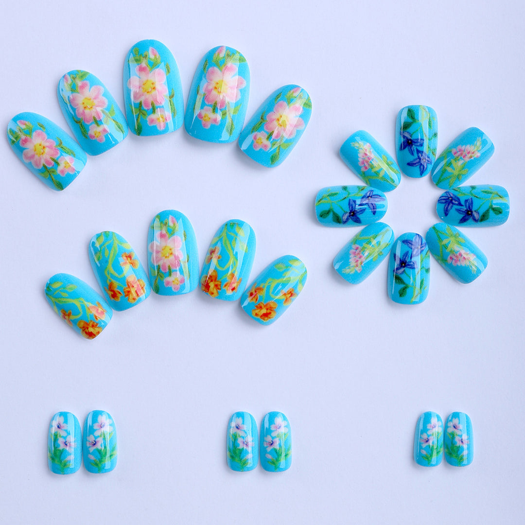 Artificial nails with floral hand design Stornfield