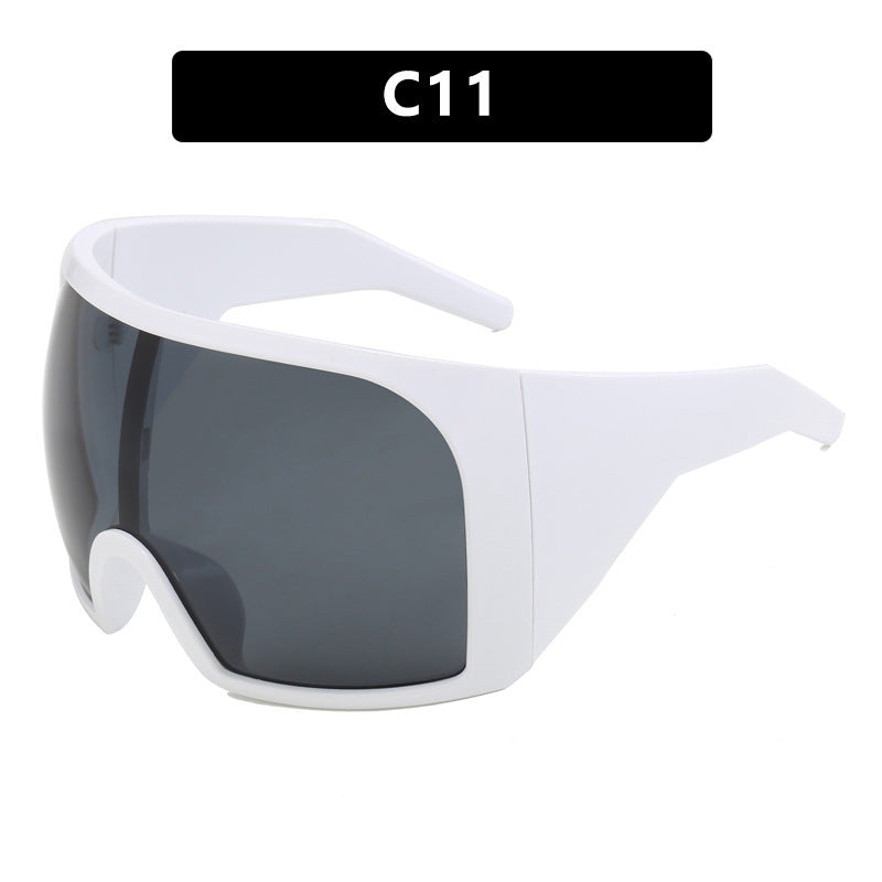 Ladies sporty sunglasses with aerodynamic design Stornfield