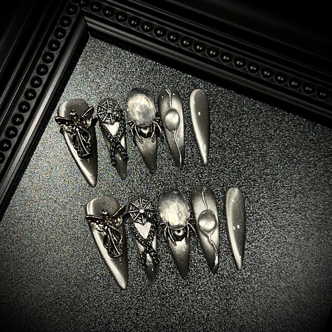 Artistic Gothic-Inspired Press-On Nail Set 1790730532
