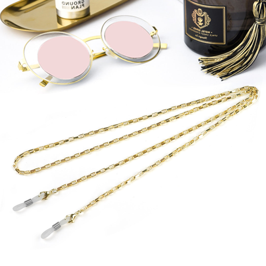 Stylish Eyewear Chain Stornfield