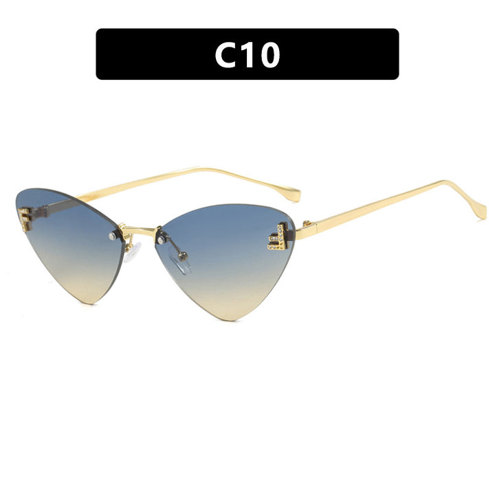 Women's extravagant Cat-Eye sunglasses with sparkling details Stornfield