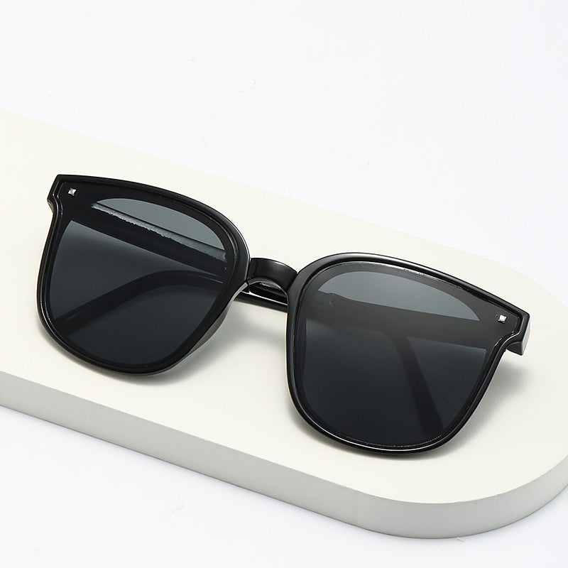 Women's classic sunglasses in stylish design Stornfield