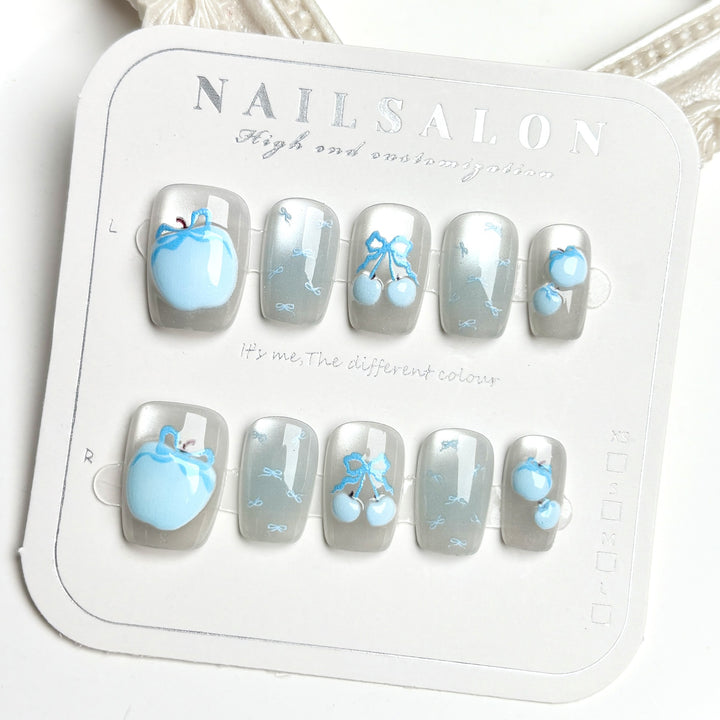 Artistic Seasonal-Themed Press-On Nail Art Set