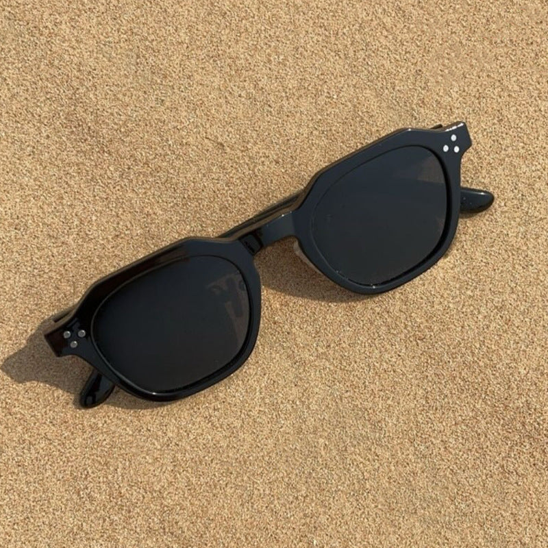 Ladies fashionable sunglasses in trendy hexagon design Stornfield