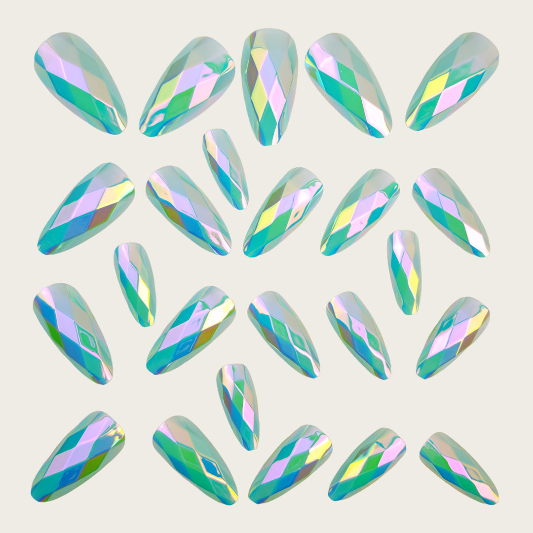 Art nails with faceted glitter design Stornfield
