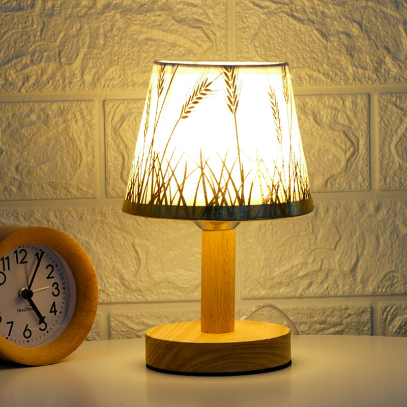 Elegant Fabric Shade Table Lamp