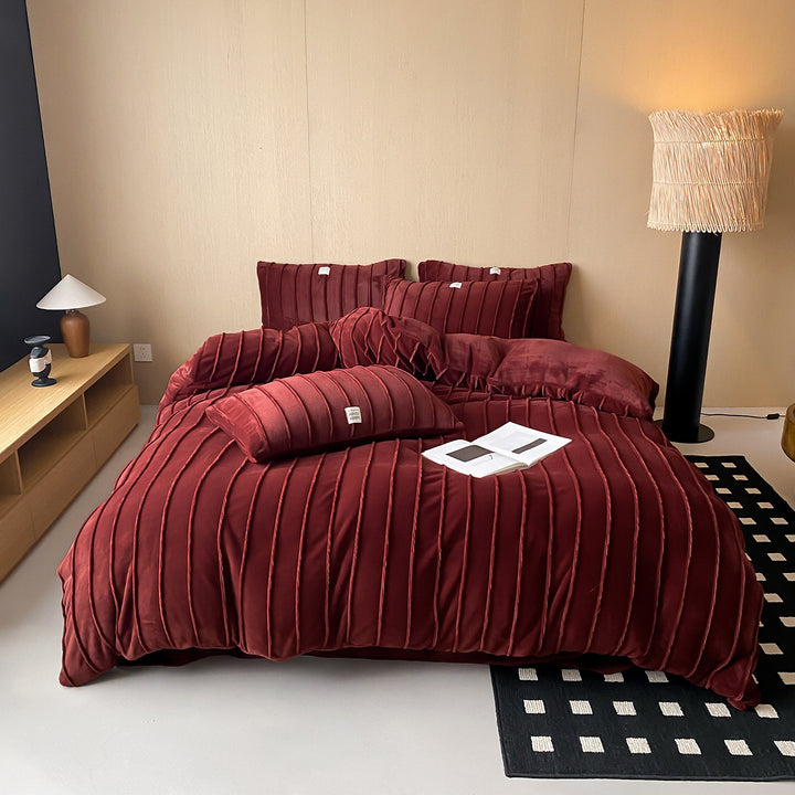 Bedding set with vertical textured piping and soft velvet look