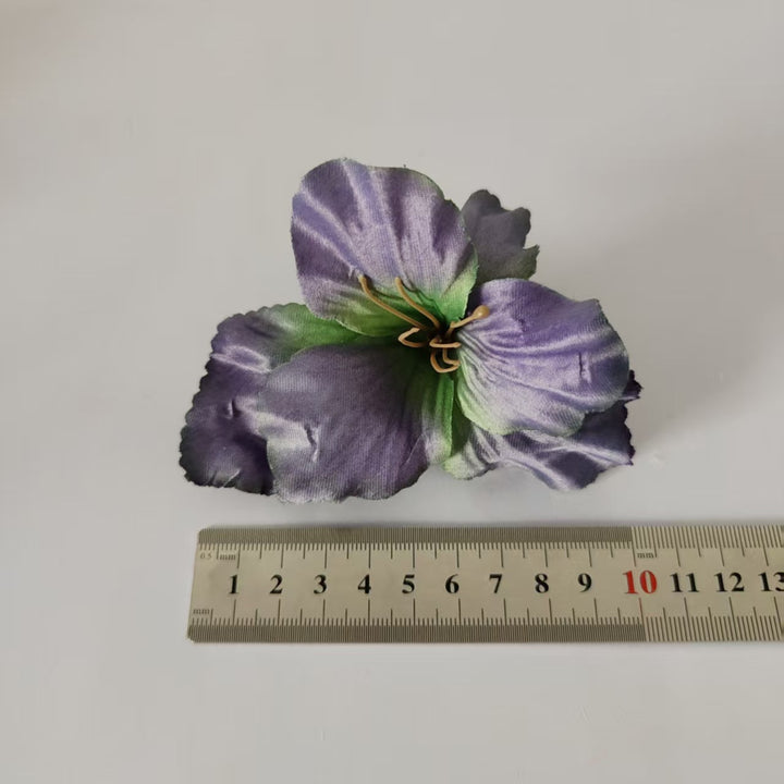 Elegant Floral Hair Accessory
