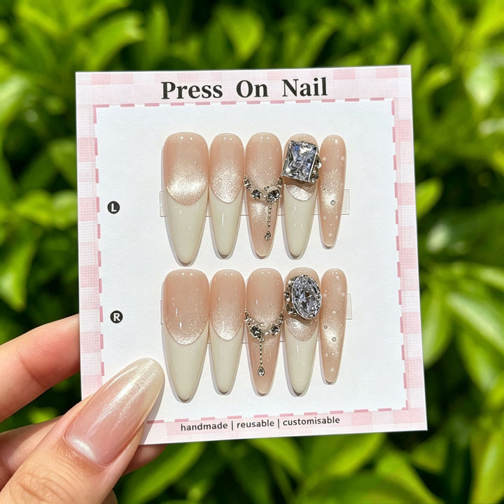 Elegant Reusable Press-On Nail Art Set with Floral Accents