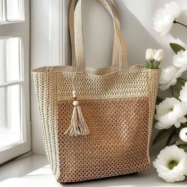 Handcrafted straw bag with tassels Stornfield