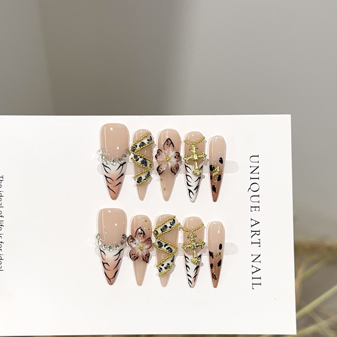 Press-On Nail Art