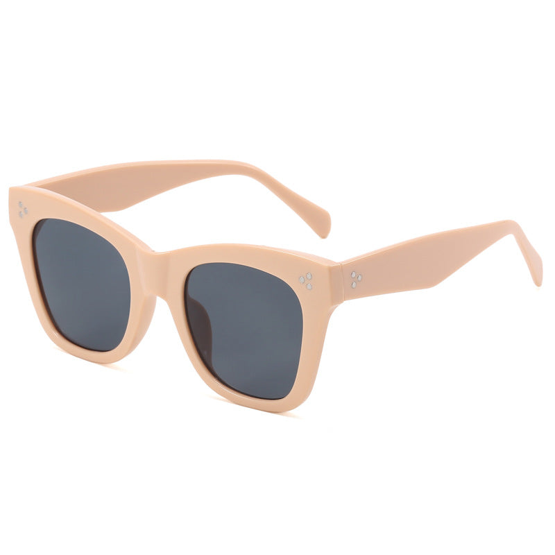Ladies fashionable sunglasses in stylish Cat-Eye design Stornfield