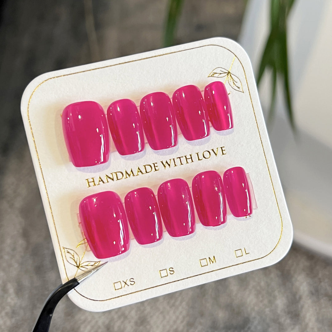 Artificial high-gloss nails with elegant design Stornfield