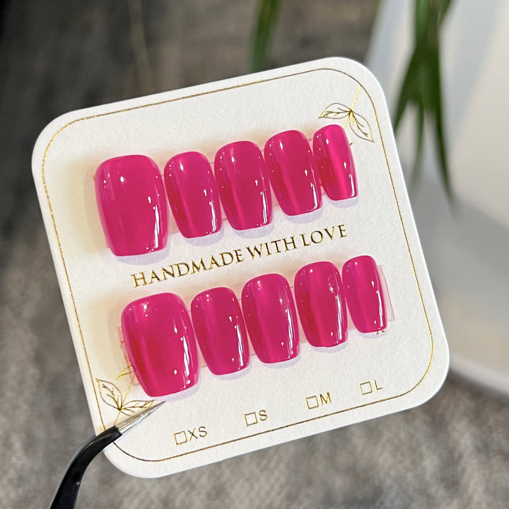 Artificial high-gloss nails with elegant design Stornfield