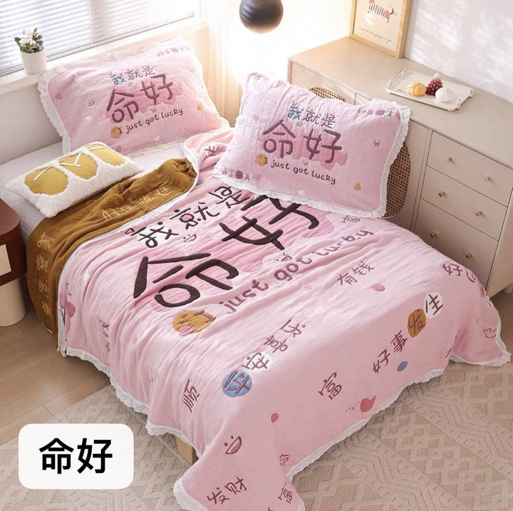 Women's bedspread with cute animal and fairy tale motif Stornfield
