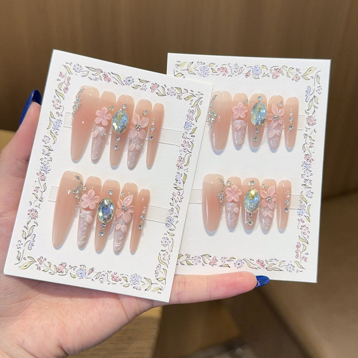Artificial artificial nails with floral decorations and glitter details Stornfield
