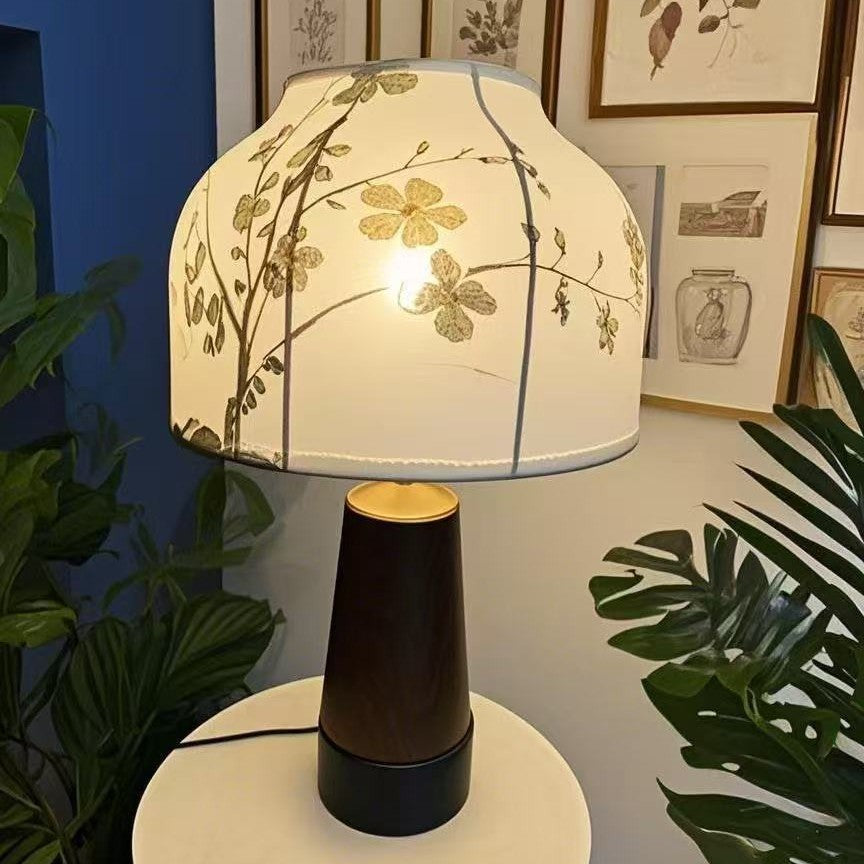 Floral Design Table Lamp