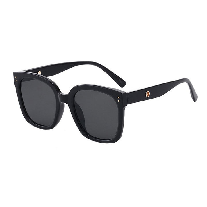 Ladies fashionable sunglasses in trendy design Stornfield