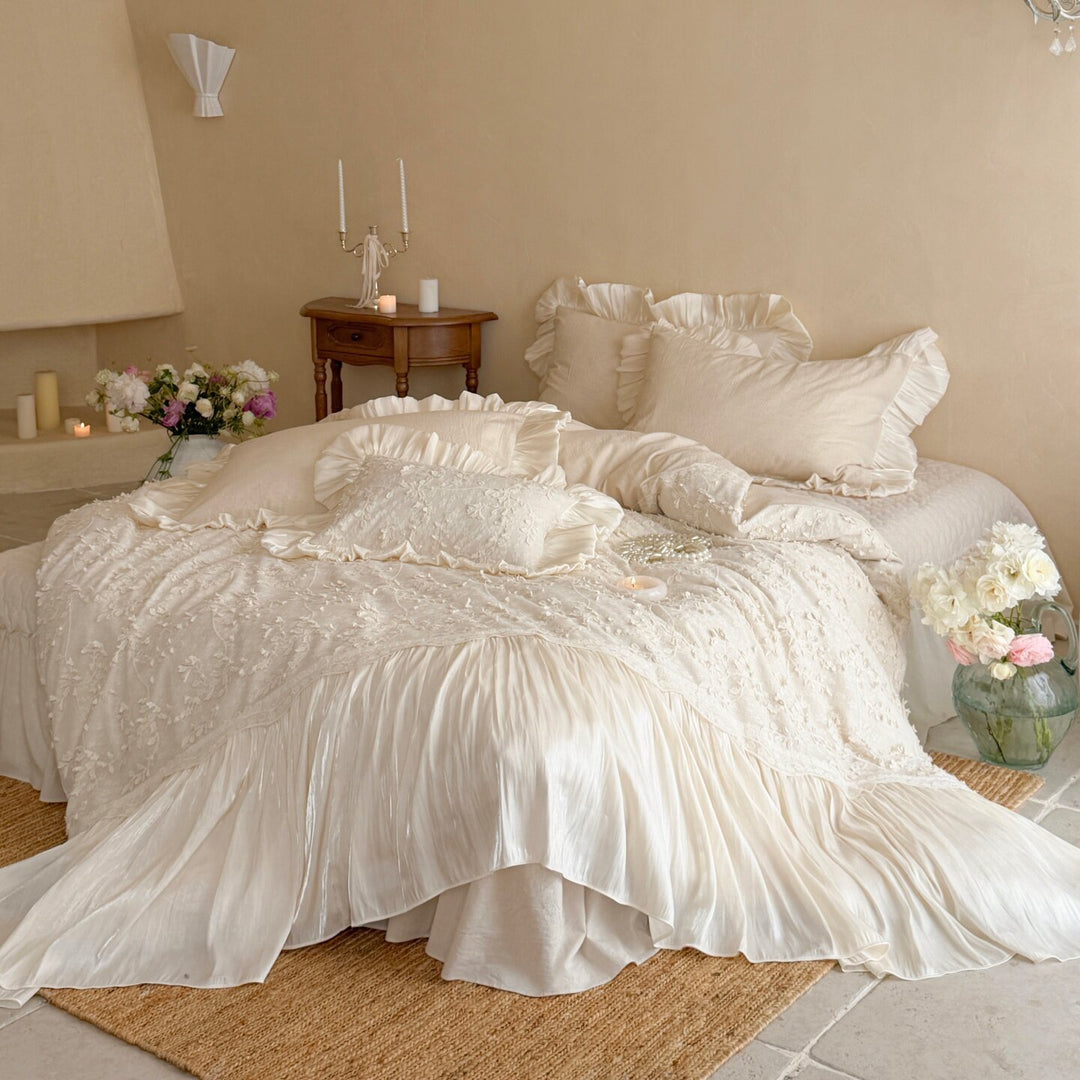 Romantic Ruffled Lace-Embroidered Cotton-Linen Duvet Cover Set with Decorative Pillow Shams