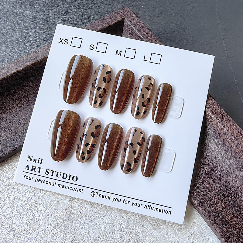 Fashionable Artificial Nails in Trendy Animal Print Design Stornfield