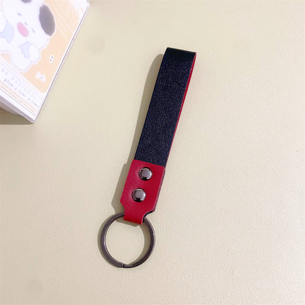 Minimalist Leather Keychain Stornfield