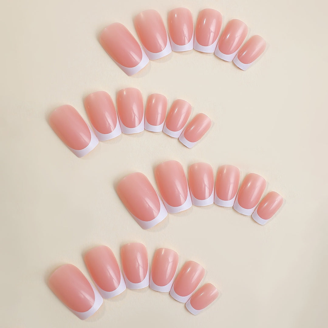 Artificial nail set with elegant French design Stornfield