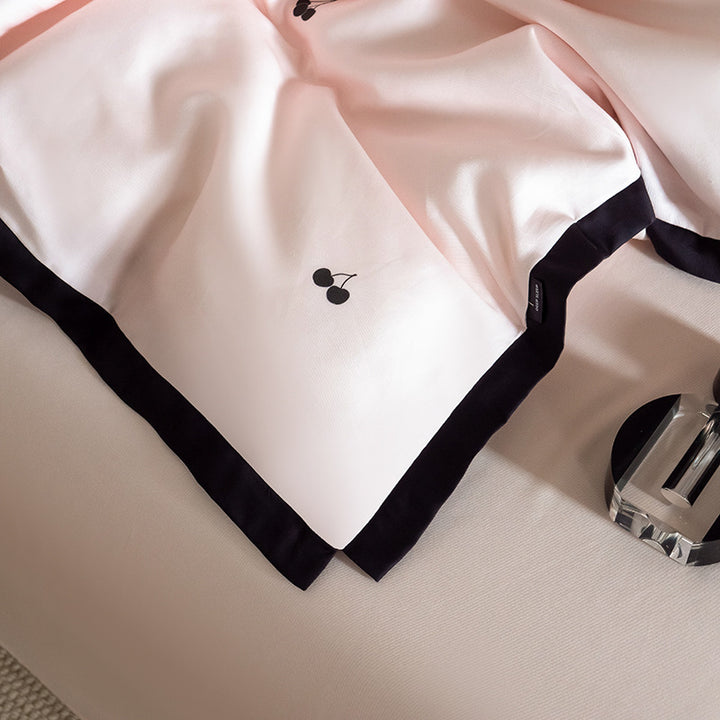 Embroidered Cherry Cotton-Sateen Duvet Cover Set with Contrast Piped Edge