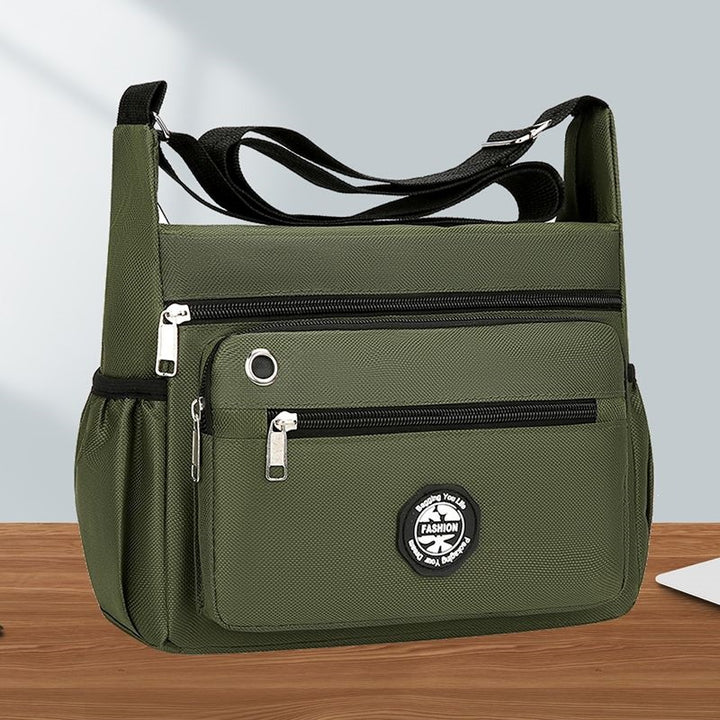 Fashionable Shoulder Bag With Multiple Compartments Stornfield