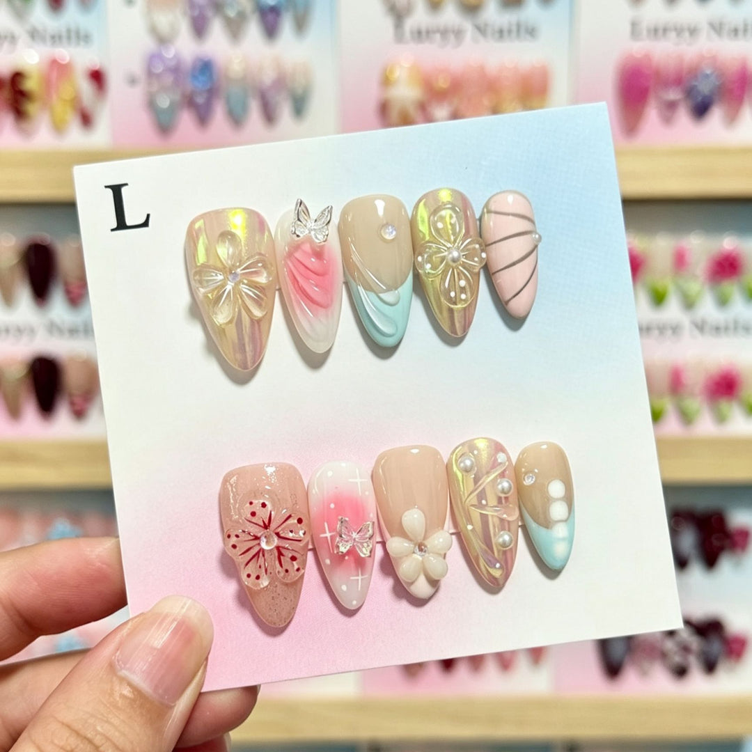 Handmade Floral Design Press-On Nails Set