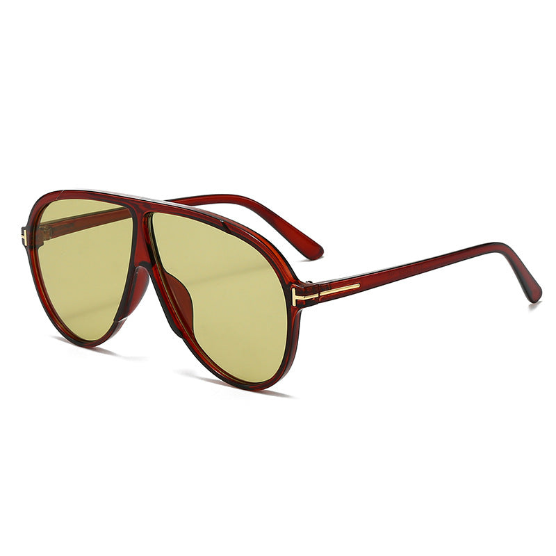 Women's large sunglasses with modern design and protective lenses Stornfield