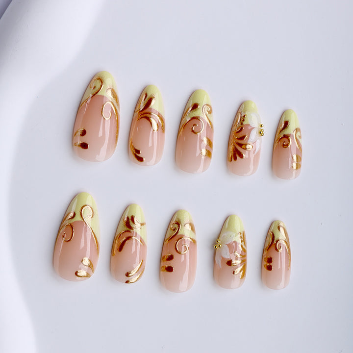 Artificial nails with elegant decorations Stornfield