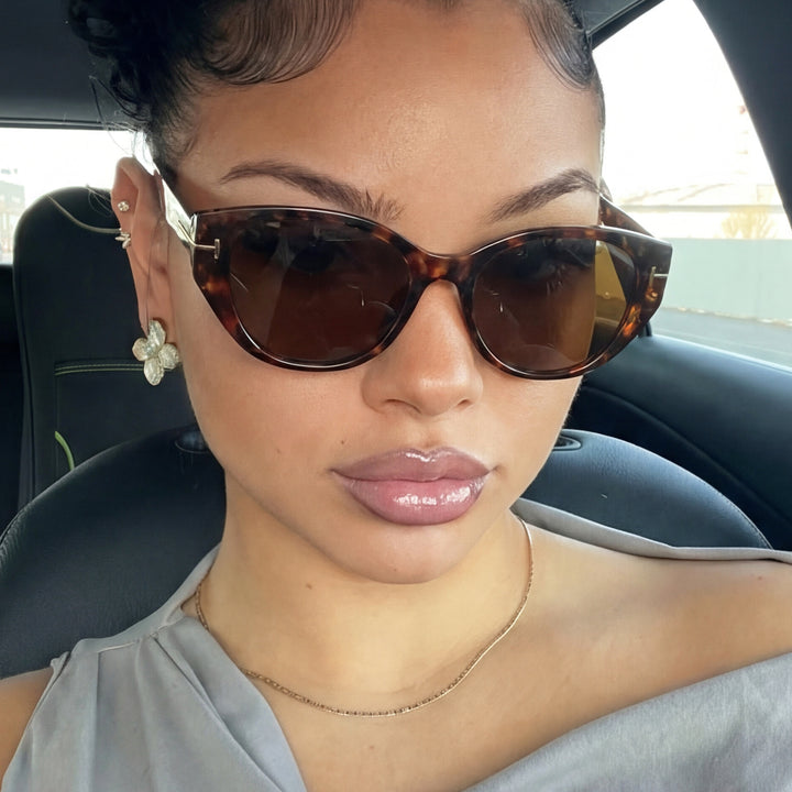 Women's Cat-Eye Sunglasses with Elegant Frame and Protective UV Filter Stornfield