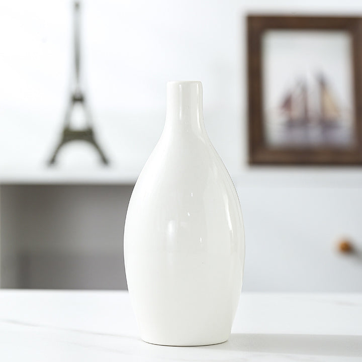 Elegant Decorative Ceramic Vessel Stornfeild