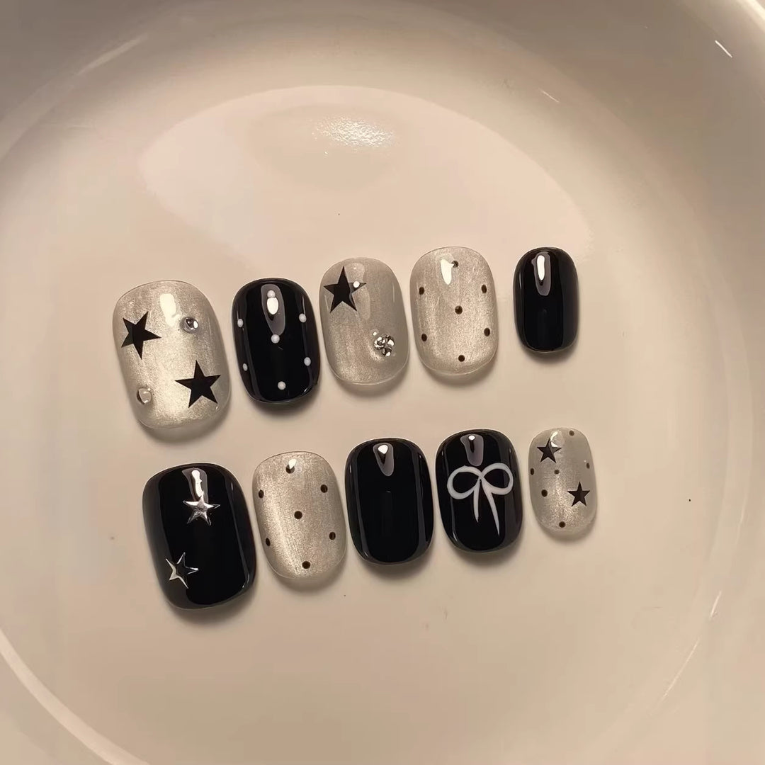 Decorative Press-On Nail Art Set with Star and Bow Designs