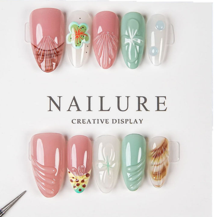 Artistic Floral Press-On Nail Set
