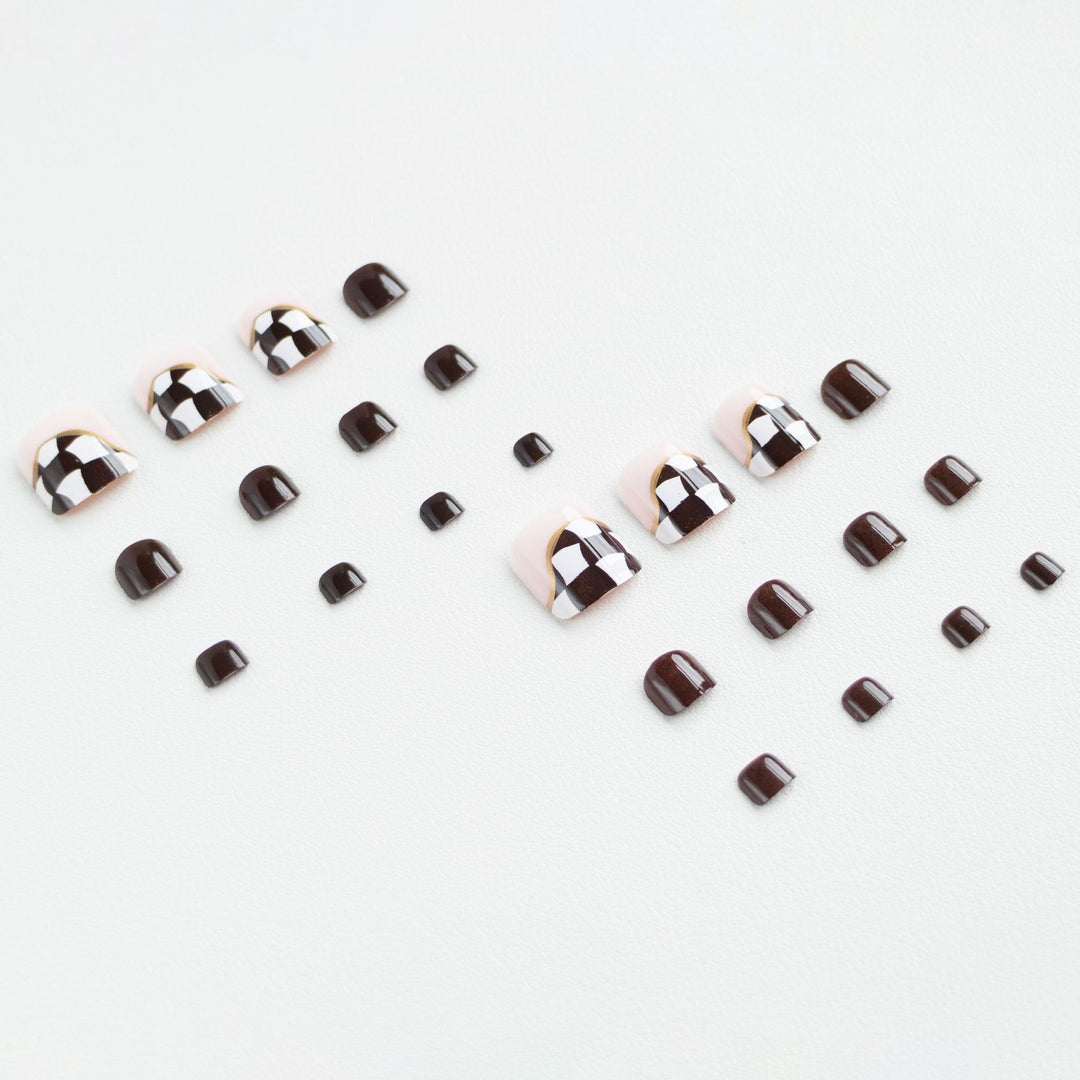 Elegant Toe Nail Art