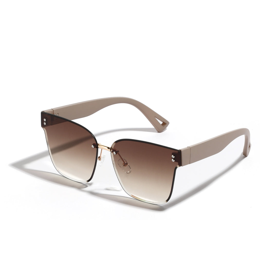 Ladies fashion sunglasses with elegant frame and wide lenses Stornfield