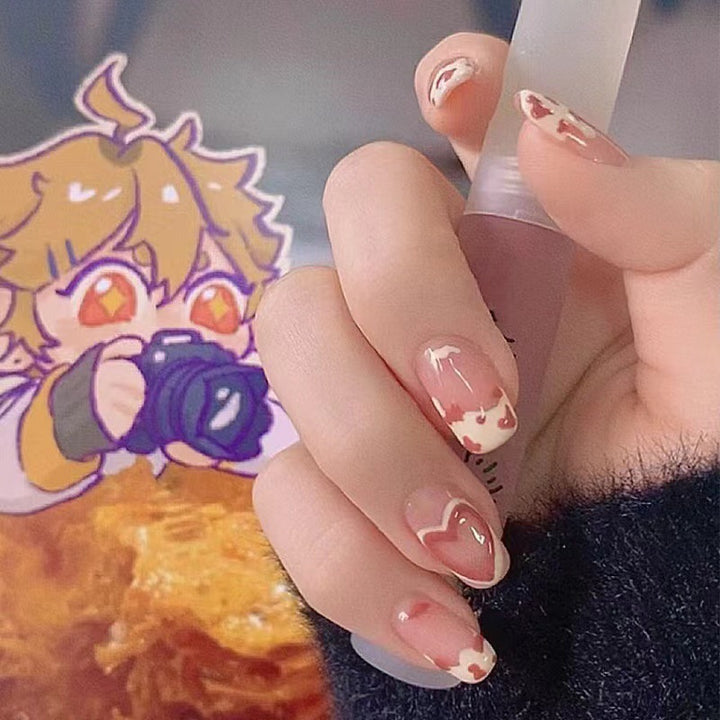 Artistic nail art with heart design Stornfield