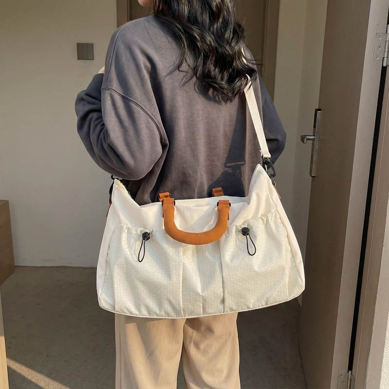 Shopping bag in urban design with versatile compartments Stornfield