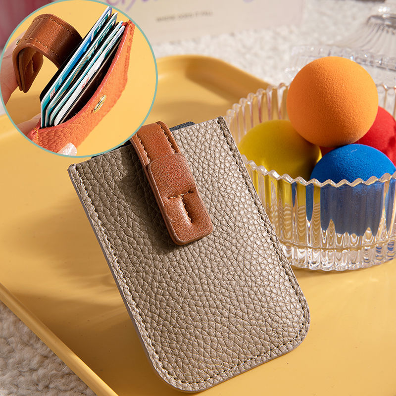 Minimalist RFID-Blocking Leather Card Holder Stornfield