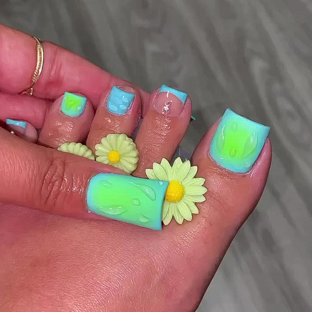 Creative Nail Design Stornfield