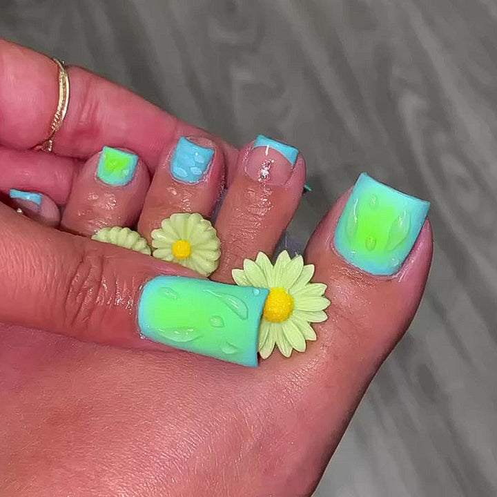 Creative Nail Design Stornfield