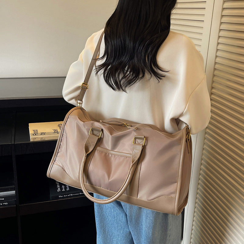 Classic Leather Travel Duffle Stornfield