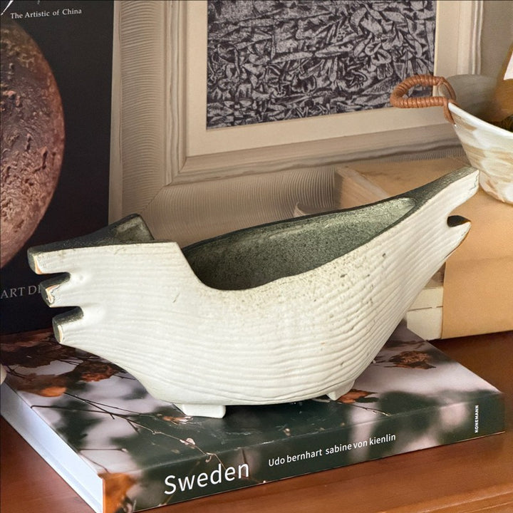 Decorative Creative Sculpted Centerpiece